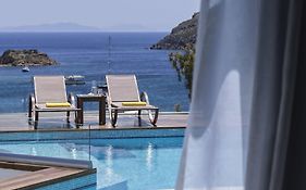 Petra Hotel &Suites